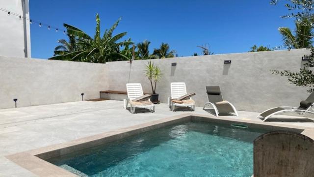 2 Chambres Avec Piscine Dans Maison Creole Сен-Пиер Екстериор снимка